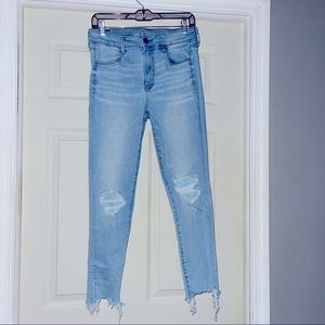 American Eagle Skinny Jeans Light Distress